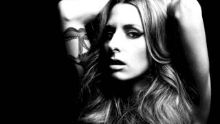 Kendra Morris - Walk On By