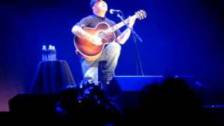 preview picture of video 'Aaron Lewis - So Far Away - Mohegan Sun Arena - February 28, 2009'