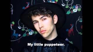 MAX - Puppeteer - Lyrics
