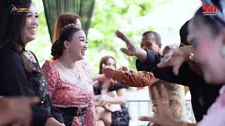 Download lagu ASONIA ORGAN CAMPUR SARI - Bangbung Hideung Naek Gerong Voc. Mimi Asonia - Cijurey Kulur mp3 Download lagu ASONIA ORGAN CAMPUR SARI - Bangbung Hideung Naek Gerong Voc. Mimi Asonia - Cijurey Kulur mp3