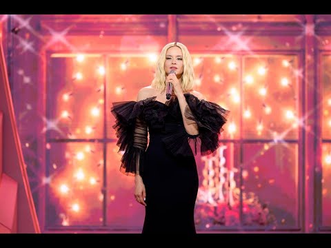 Александра Воробьева - Транзитный пассажир (эфир от 01.01.2026, Россия 1)