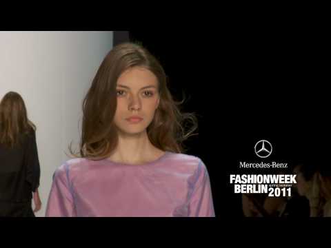PERRET SCHAAD Show Mercedes-Benz Fashion Week Berlin S/S 2011
