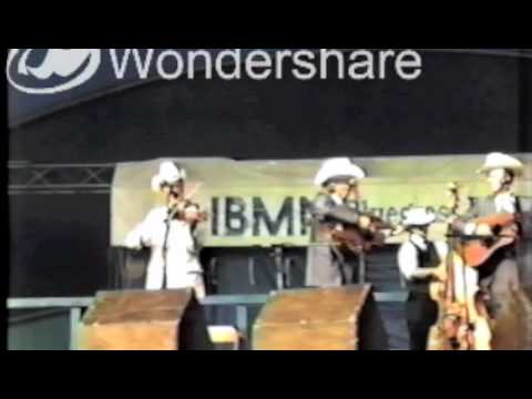 Curly Seckler, Willis Spear, & The Nashville Grass "When It's Moonlight On My Cabin"