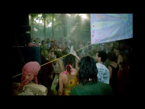 Djamstore Beats old Tapes: undamaged part from damaged Proto Goa Tape.