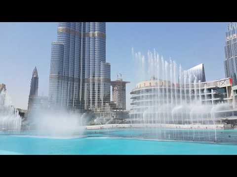 Burj Khalifa Springbrunnen/ Fontaine