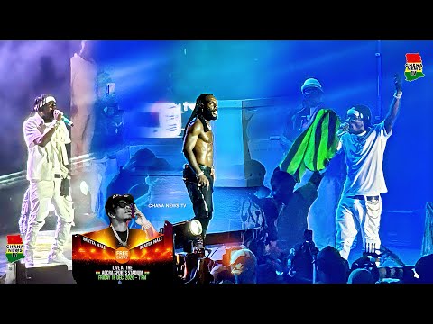 Shatta Wale proves to Burna Boy he’s the street king.Watch his epic hits performance on same stage