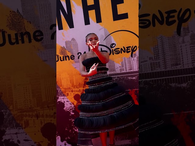 Dominique Thorne makes her entrance at the premiere!