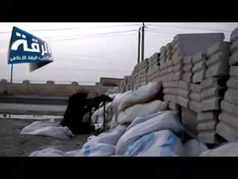 اشنباكات بين لواء أحفاد الرسول وقوات النظام في محيط الفرقة 17 في ريف الرقة