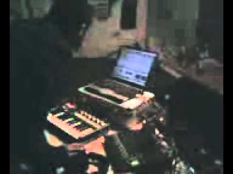 Alex (grillons) @ skizotek and guest - 05/04/08