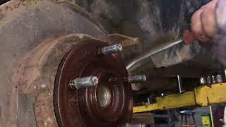2007 Jeep commander rear brake caliper pad and rotor replacement