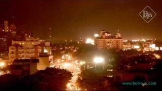preview picture of video 'Ciudad Santa Cruz de la Sierra Día y Noche'