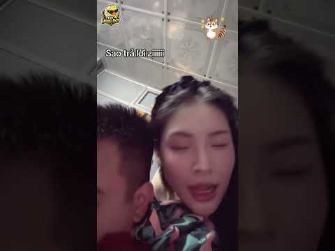 Vợ xinh đẹp như này thì chồng nào chẳng muốn ở nhà