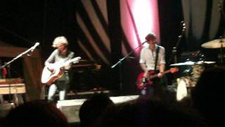 "Giudizio universatile" Dente