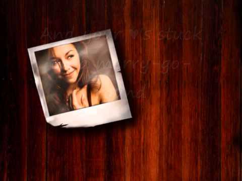 download lagu mp3 mp4 I Will Be Waiting Lyrics Kelly Sweet, download lagu I Will Be Waiting Lyrics Kelly Sweet gratis, unduh video klip I Will Be Waiting Lyrics Kelly Sweet