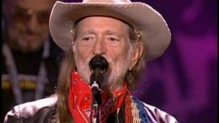 Willie Nelson - Mammas Don&#39;t Let Your Babies Grow Up to Be Cowboys (Live at Farm Aid 2001)