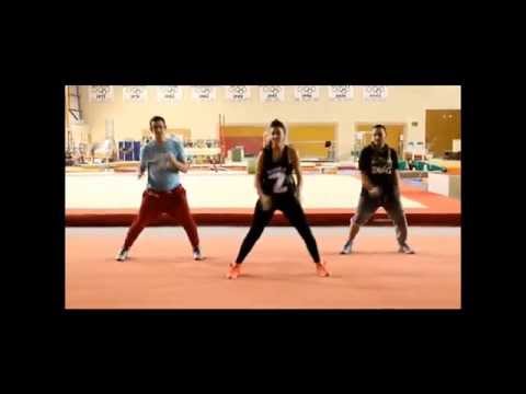 ZIN 54 "Portuñol" Claudia Leitte Feat Beto Perez - Oficial Choreography ♪♩♬ BellaZumba