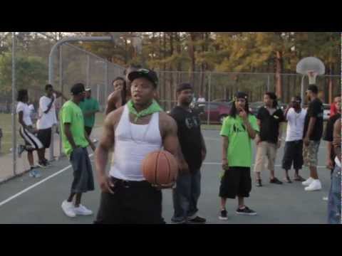 Kebo gotti Askin for his pistol