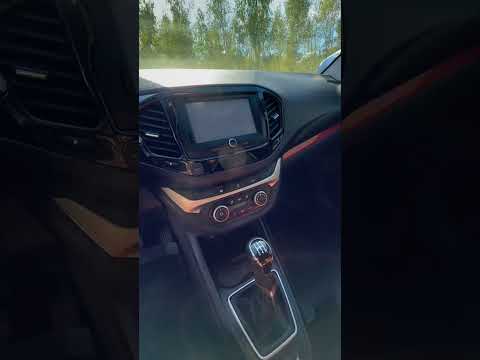 фото lada (ваз)  vesta cross i 0