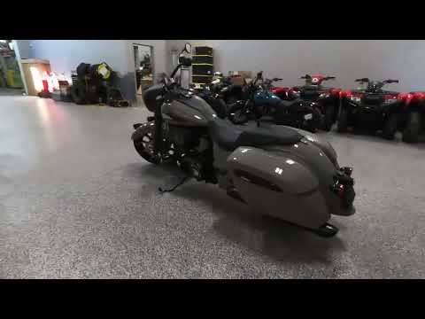 2023 Indian Motorcycle Springfield® Dark Horse® in O'Fallon, Illinois - Video 1