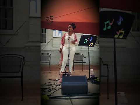 Renee does Summertime RAW!!