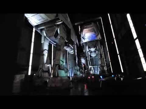 Totally alone on Star Wars: Rise of the Resistance! Full ride-through as only guest in ride vehicles