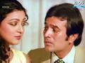 Hema Malini Flirts With Rajesh Khanna Hum Dono