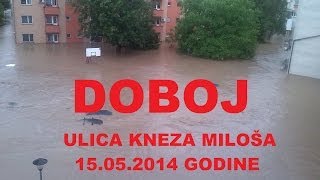 preview picture of video 'Doboj poplava ,rijeka Bosna teče kroz grad 15.05.2014!'