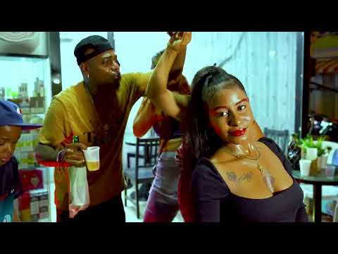 LIO EL MAS DURO X LA LIEBRE 01 - QUIERO UNA BELLACA (VIDEO OFICIAL)prod.Lio El Mas Duro & Notable.