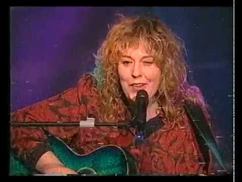 BIG MAMA MONTSE ACÚSTIC BAND - "HOUND DOG"