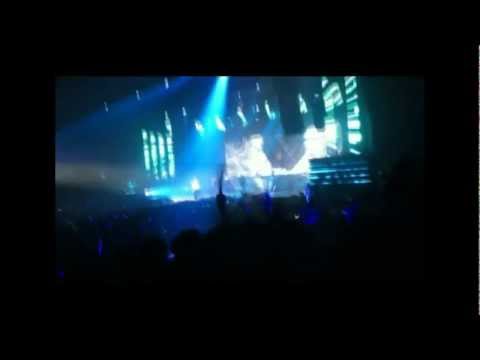 120406 SS4 in Paris - TWINS (Knock Out) + A Man In Love