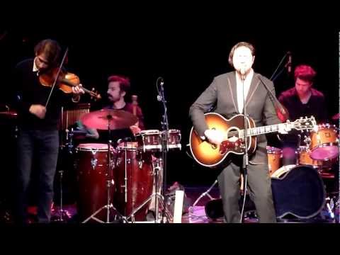 Gal Gjurin - Dva, ki ležita (Live); KD Franca Bernika Domžale 16.12.2011