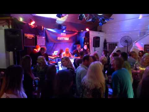 Long Way to the Top - Size Matters