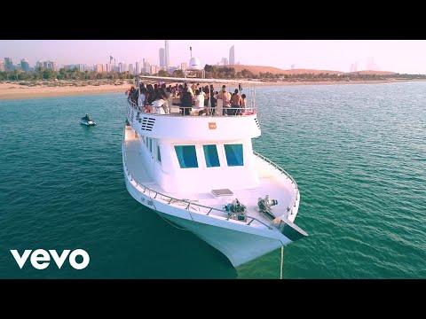 Raveland - Rêve (Official Music Video)