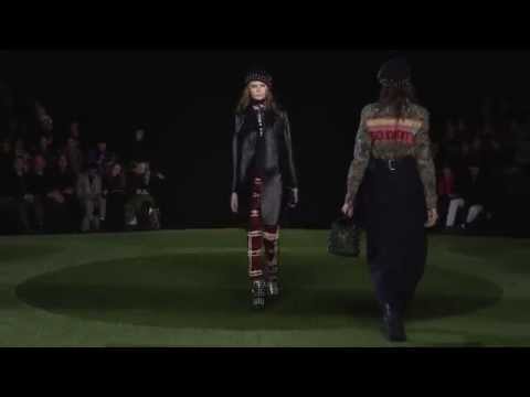 Marc By Marc Jacobs Fall/Winter 2015 Runway Show