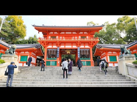 八坂神社　京都の紅葉巡り　Yasaka Shrine, Kyoto Autumn Leaves [4K60p]