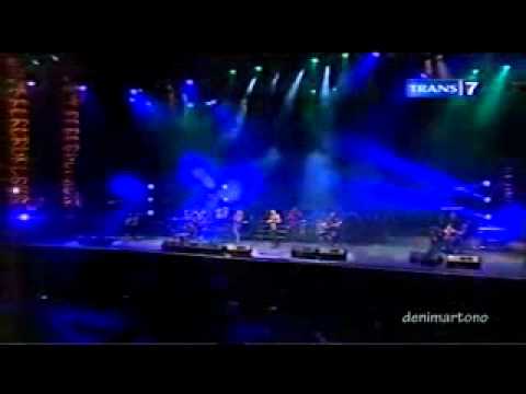 Konser 27th Slank - Full Moon Blues (Slank feat Paquita).flv
