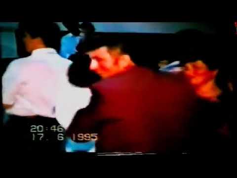 Twoja dupa w Hannoverze obsługuje 4 wieże By Kizo AI COVER