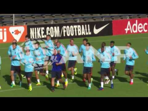 Oranje traint compleet in Katwijk