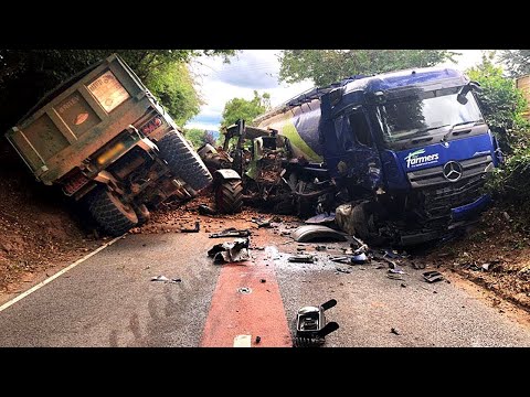 20 Extreme Dangerous Truck & Excavator Operator Skills - Truck Crossing Mud - Excavator Fails  P48