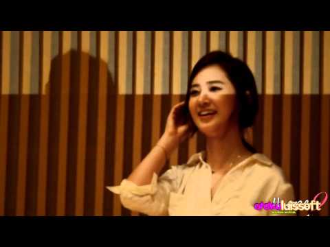 120402  fancam Yuri SNSD 'Fashion king Event