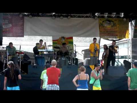 REGGAE AREA 2013 - RASTAFIDLI ORKESTRA