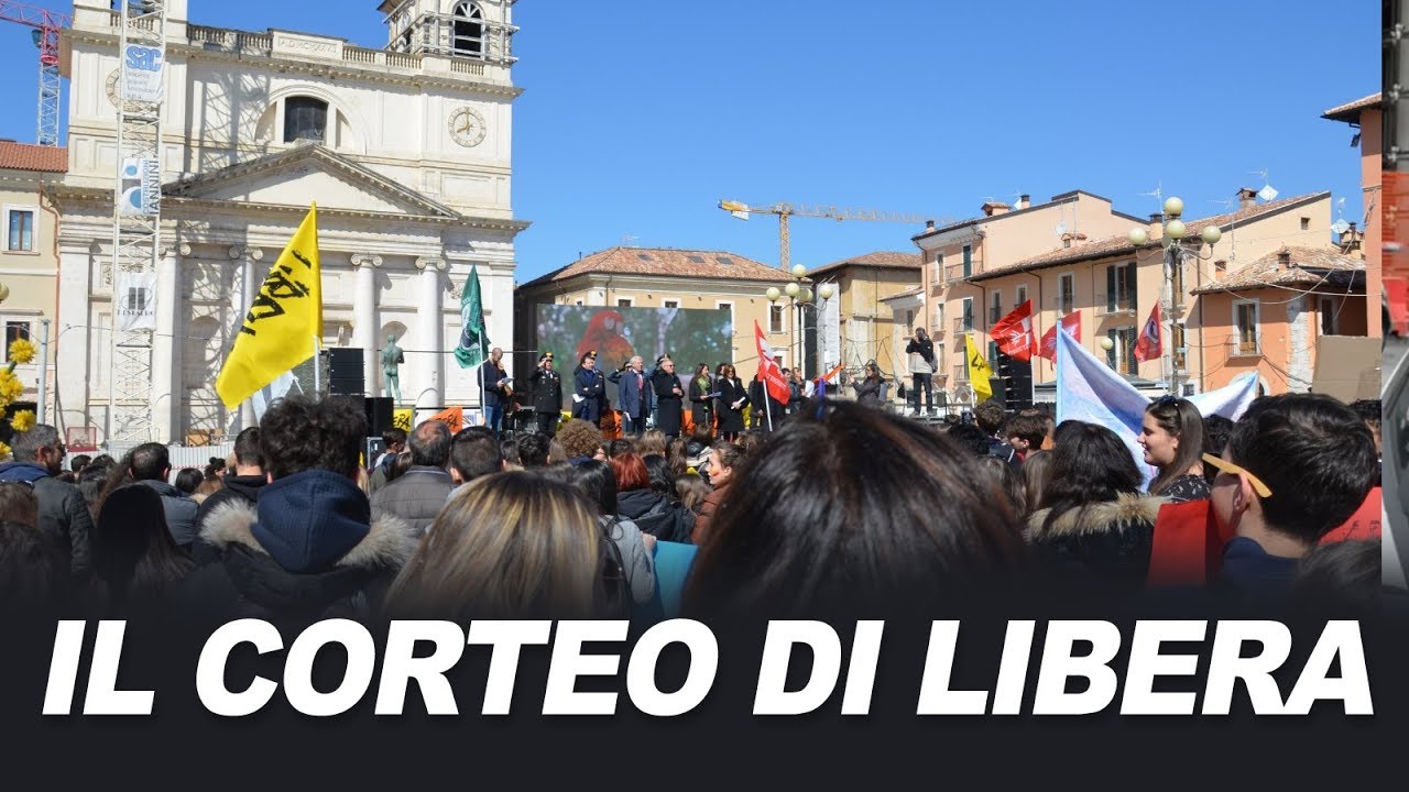 L’Aquila, il corteo di Libera Abruzzo in ricordo delle vittime innocenti delle mafie