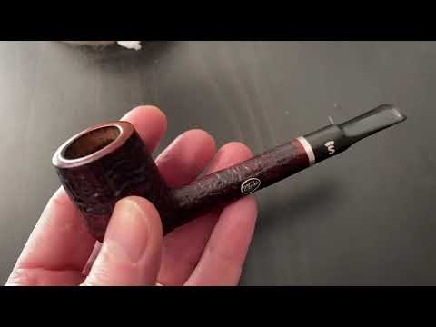 Stanwell Classic 98 sandblast lovat w/ Silver “S”