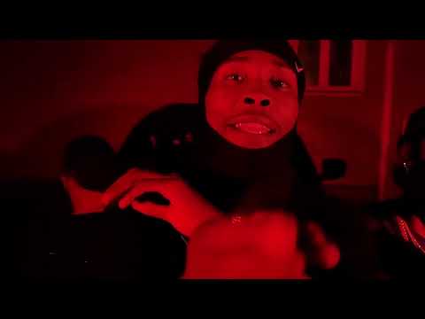 Flowvampi X tizzy bando - los bichote ( official music video ) 