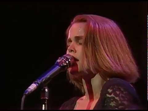 Belinda Carlisle - Circle in the Sand (Runaway Horses Tour '90)