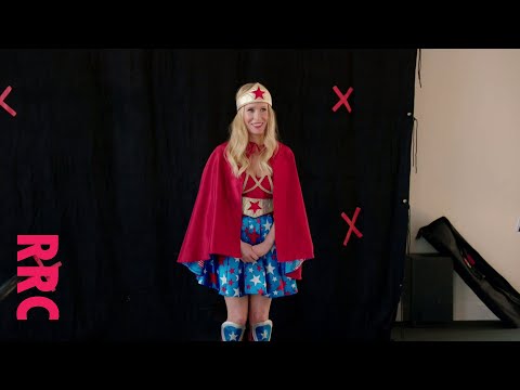 Lucy Beaumont @lovely collection, inc a little cosplay