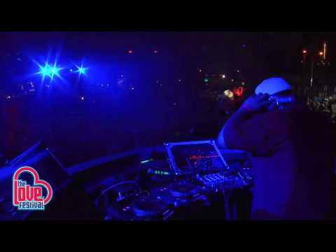 DJ REZA @ THE LOVE FESTIVAL LOS ANGELES 2009
