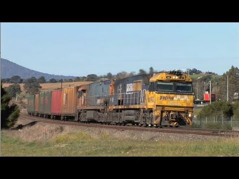 PN freight train at Ararat.  Sat 15/08/09