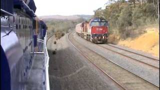 preview picture of video 'Australian trains; cab ride ;Parallel Run'