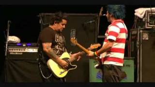 NOFX - Perfect Government Live at Lowlands